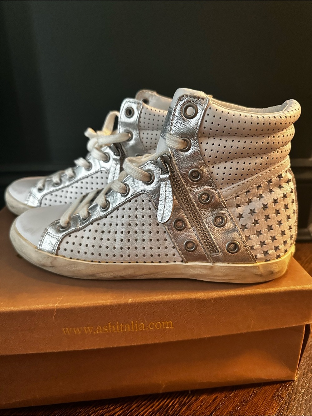 ASH Subway Limited Edition Sneaker - Picture 6 of 8